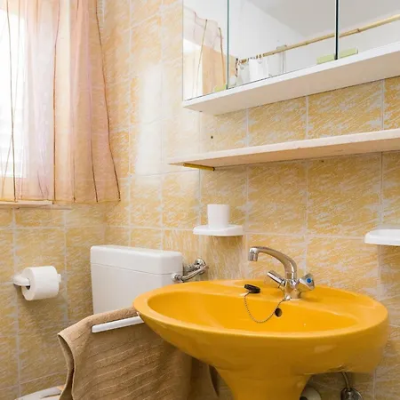 Seaside - With Private And Sea View شقة